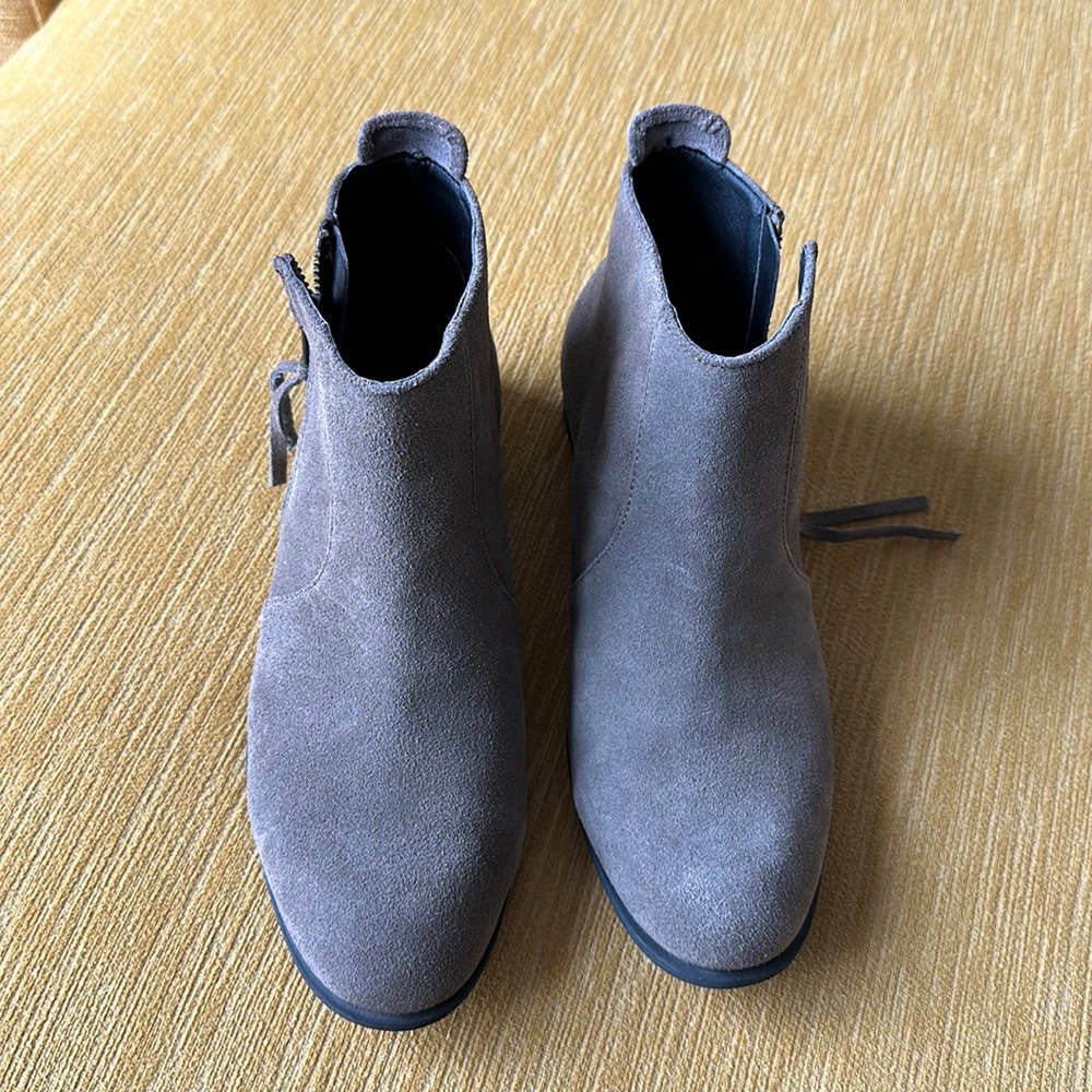 Shoemint Taupe Suede Booties